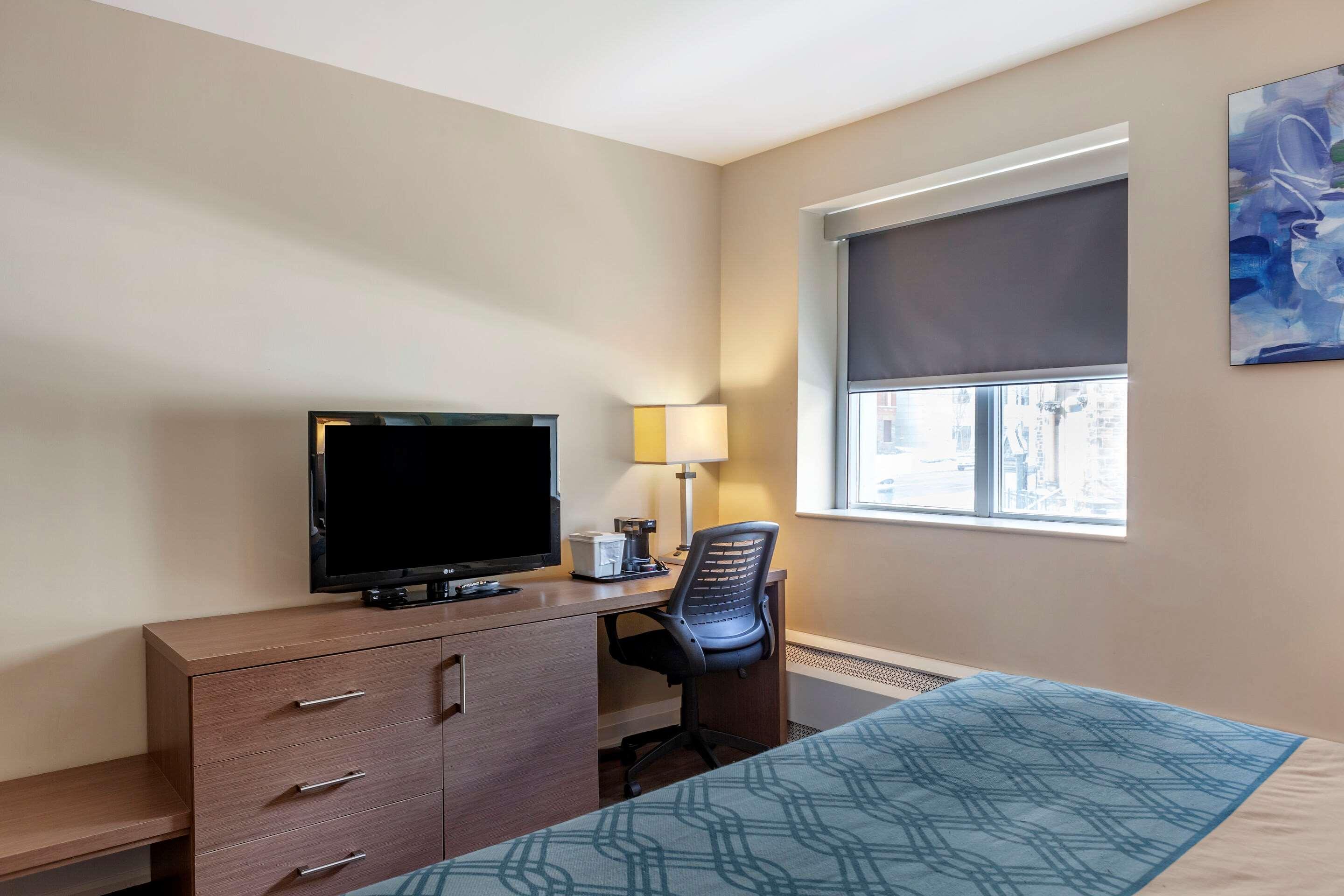 Econo Lodge Inn&Suites Downtown Toronto Zewnętrze zdjęcie