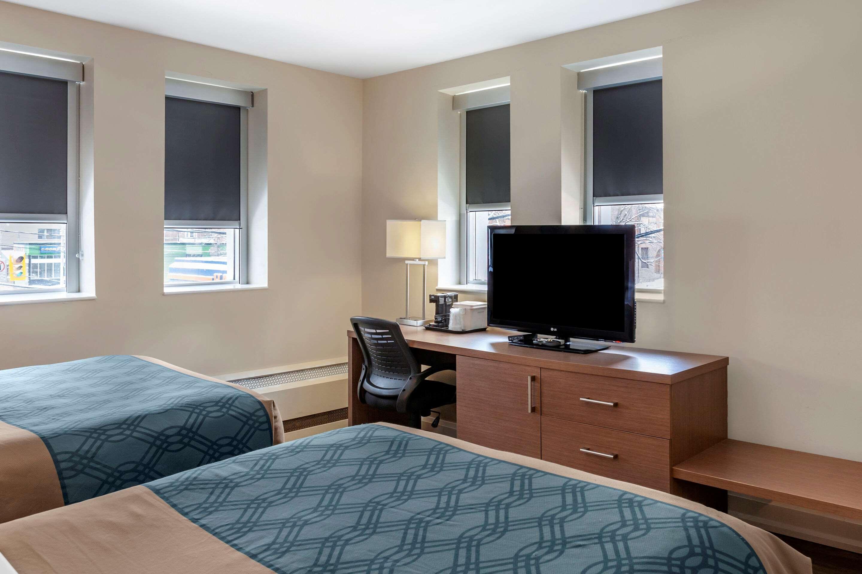Econo Lodge Inn&Suites Downtown Toronto Zewnętrze zdjęcie